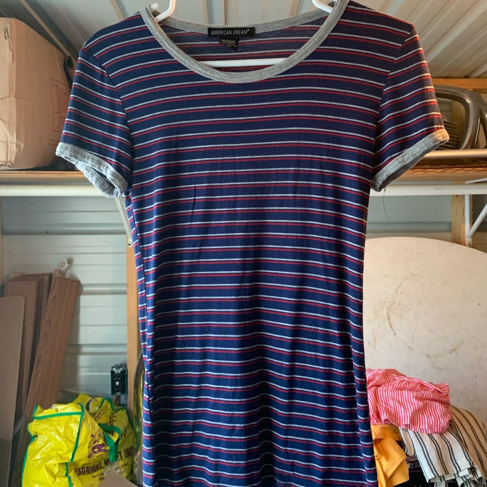The same shirt different colors